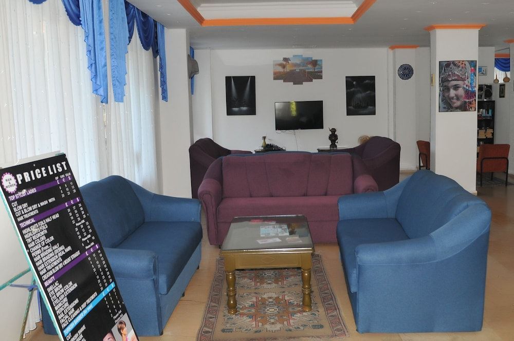 Dilhan Hotel 1