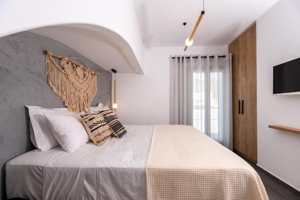 Modern Dome Homes Of Santorini 2