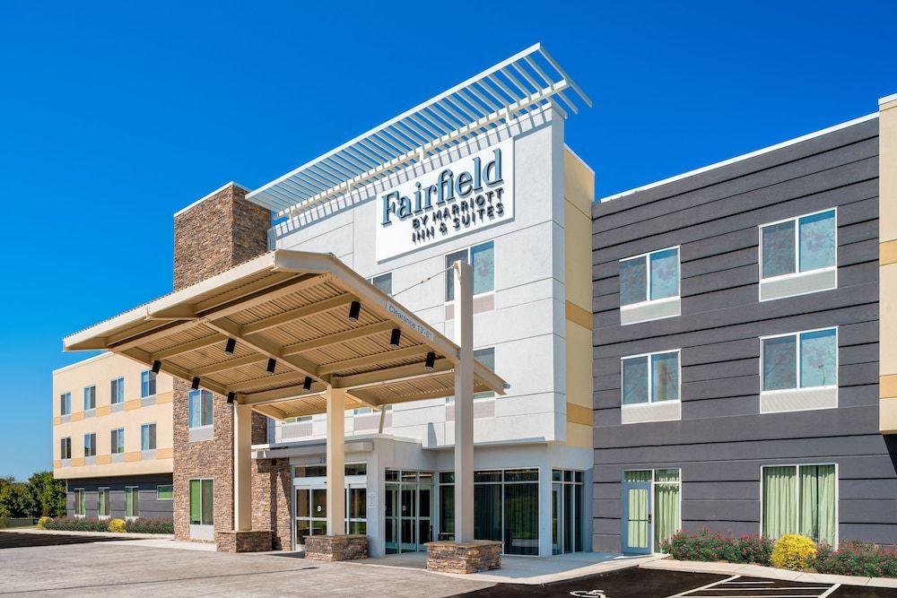 Fairfield Inn & Suites by Marriott Morristown 1