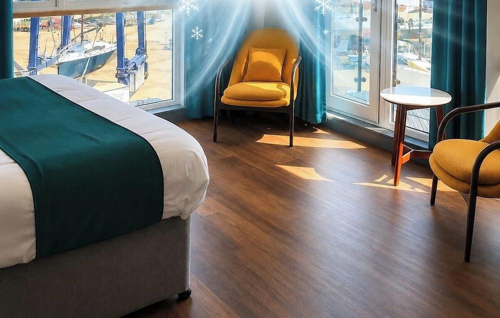 Pinnacle Suites Hotel 1
