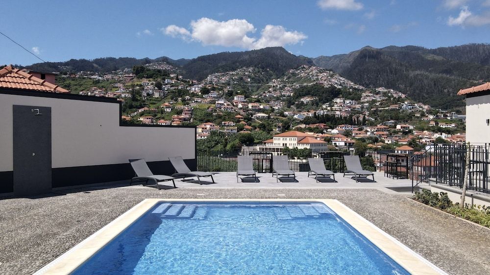 Sea and Sun 4 You - Villa Oliveira 1
