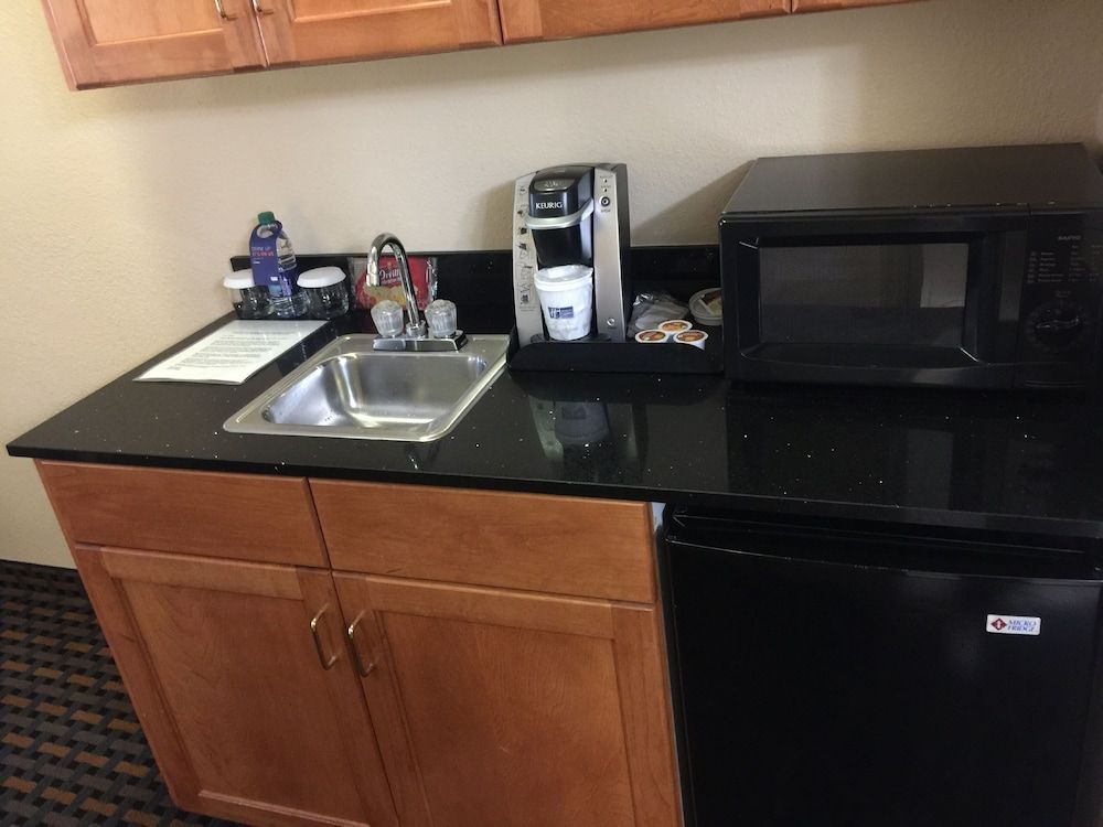 Holiday Inn Express & Suites SANFORD by IHG 2