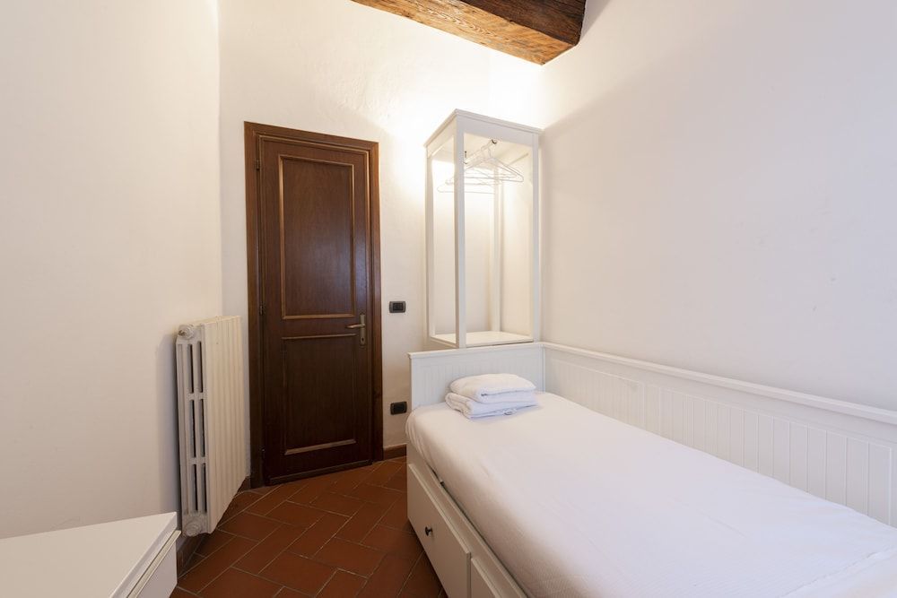 Toscanella 3 Bedrooms by Mmega 2