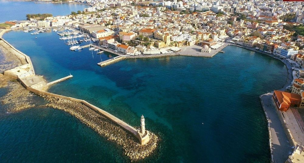 Porto Chania 1