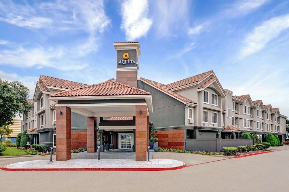 La Quinta by Wyndham Dallas DFW Airport North 1
