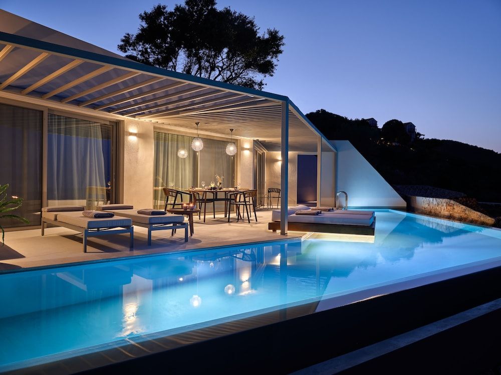 Yoma Cove Suites 1