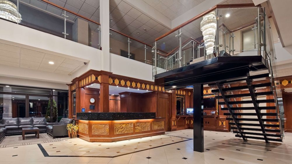 Best Western Plus Cobourg Inn & Convention Centre 2