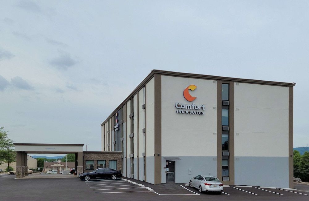 Comfort Inn & Suites Wyomissing-Reading 1