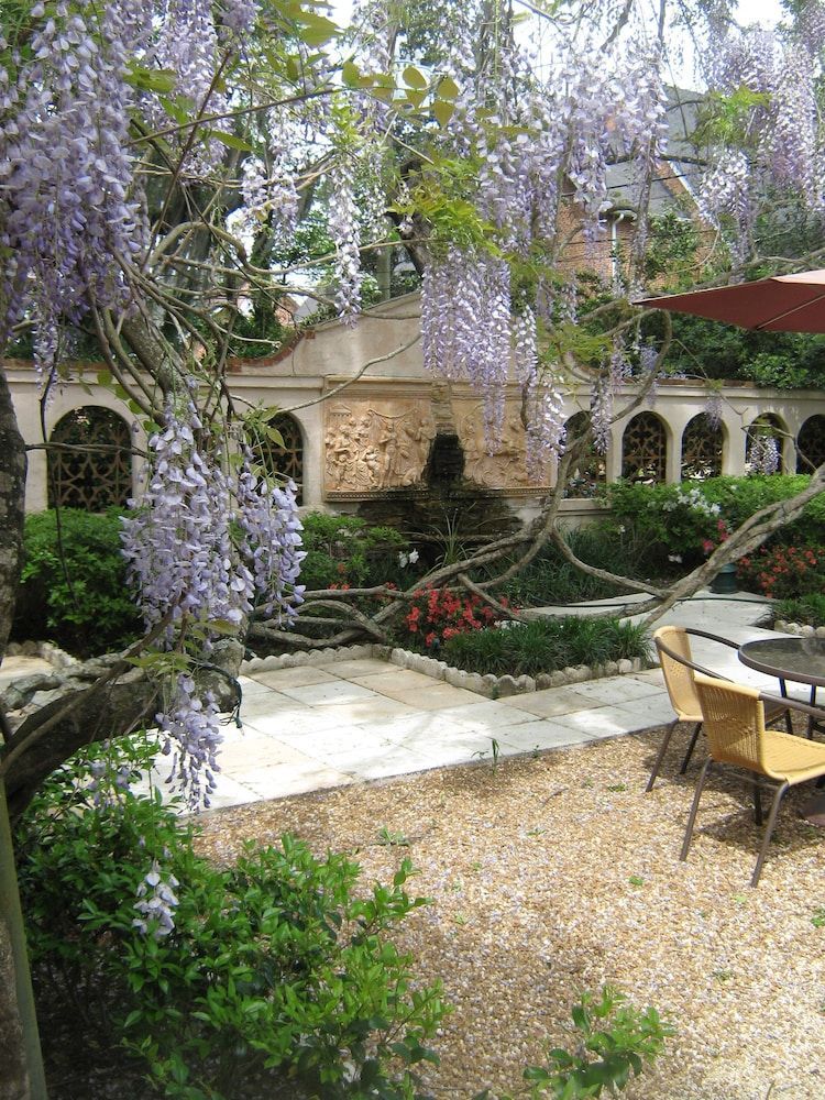The Cottage Bed & Breakfast 1
