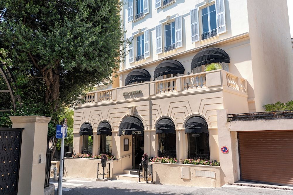 Hotel De Monaco 1