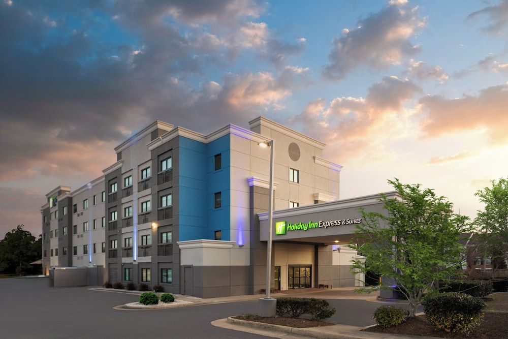 Holiday Inn Express & Suites Leesburg - Historic District by IHG 1