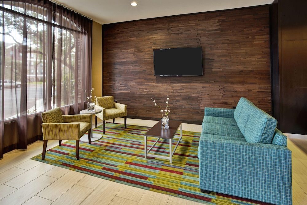 Fairfield Inn and Suites by Marriott Austin Northwest/Research Blvd 2