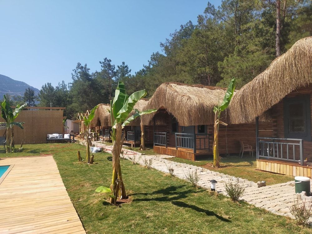 Pine Village Bungalows Ölüdeniz 2