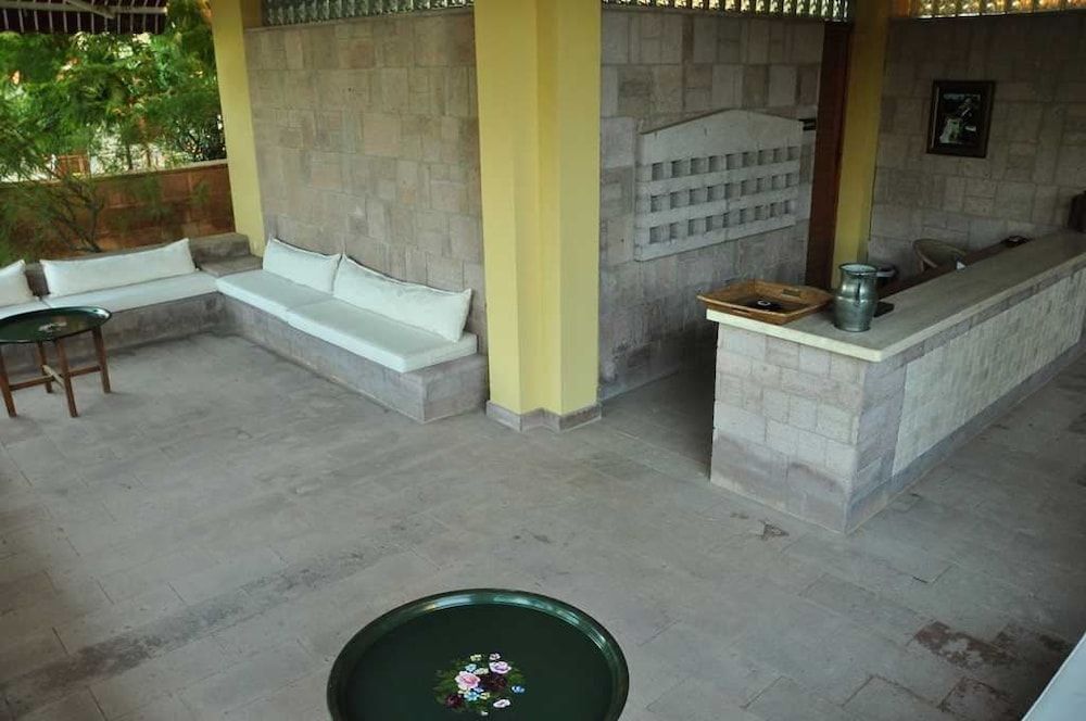 Palm Court Suites 2