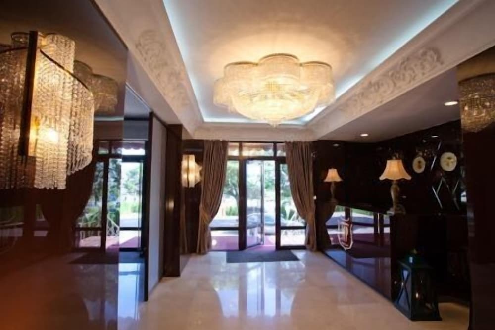 Maxim Pasha Hotel 2