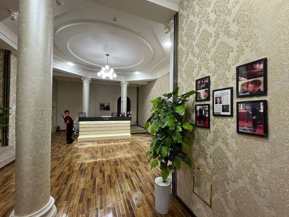 Hotel Home Alone 2