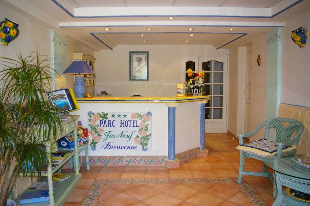 Hôtel Jas Neuf 2