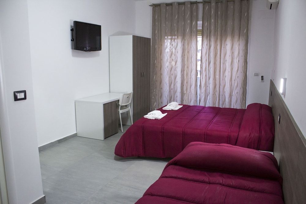 Tiburtina Royal Suites 2