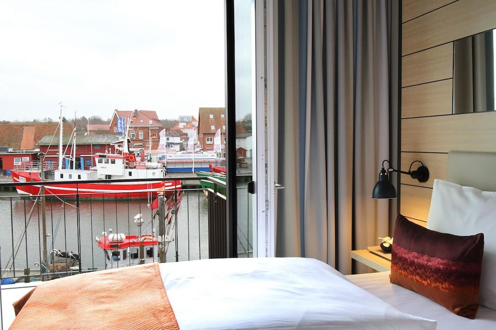 Hafenhotel Meereszeiten 1