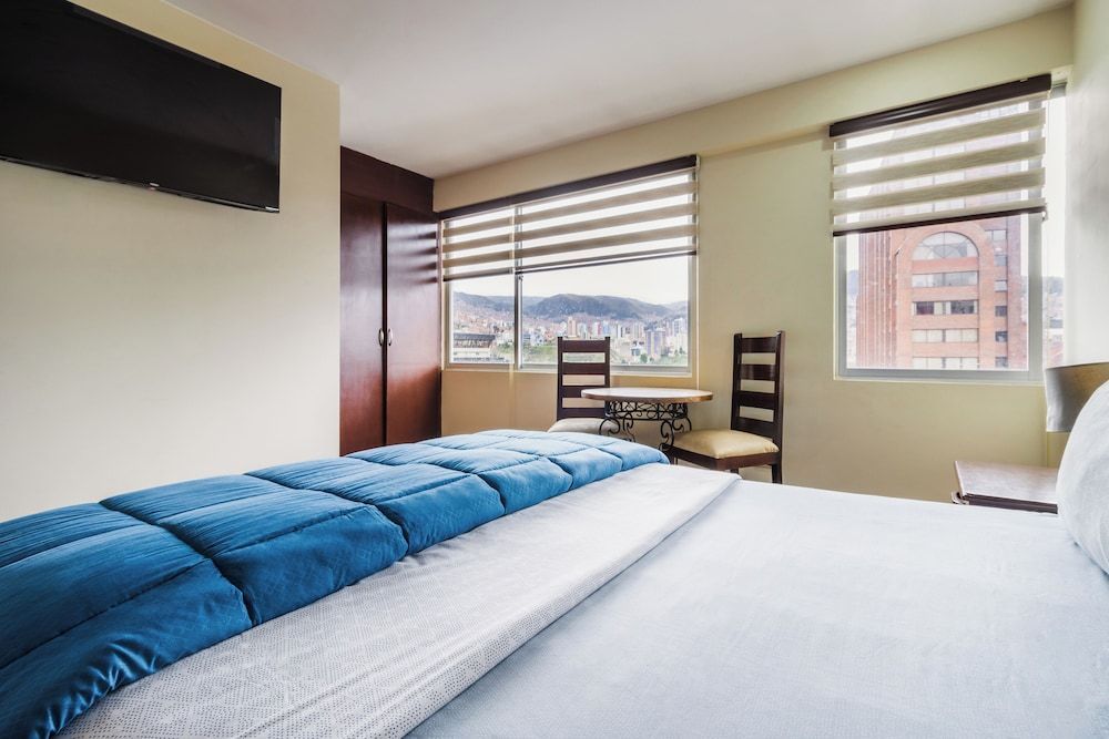 Luxstone Executive & Suites 1