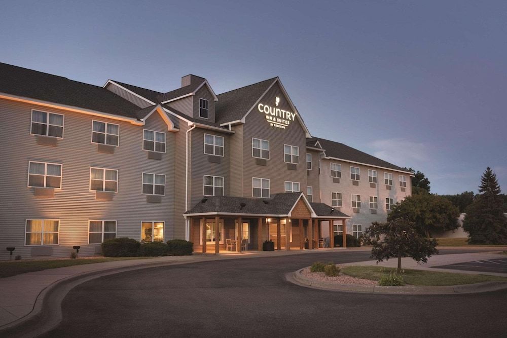 Country Inn & Suites by Radisson, Brooklyn Park - Brooklyn Center, MN 1