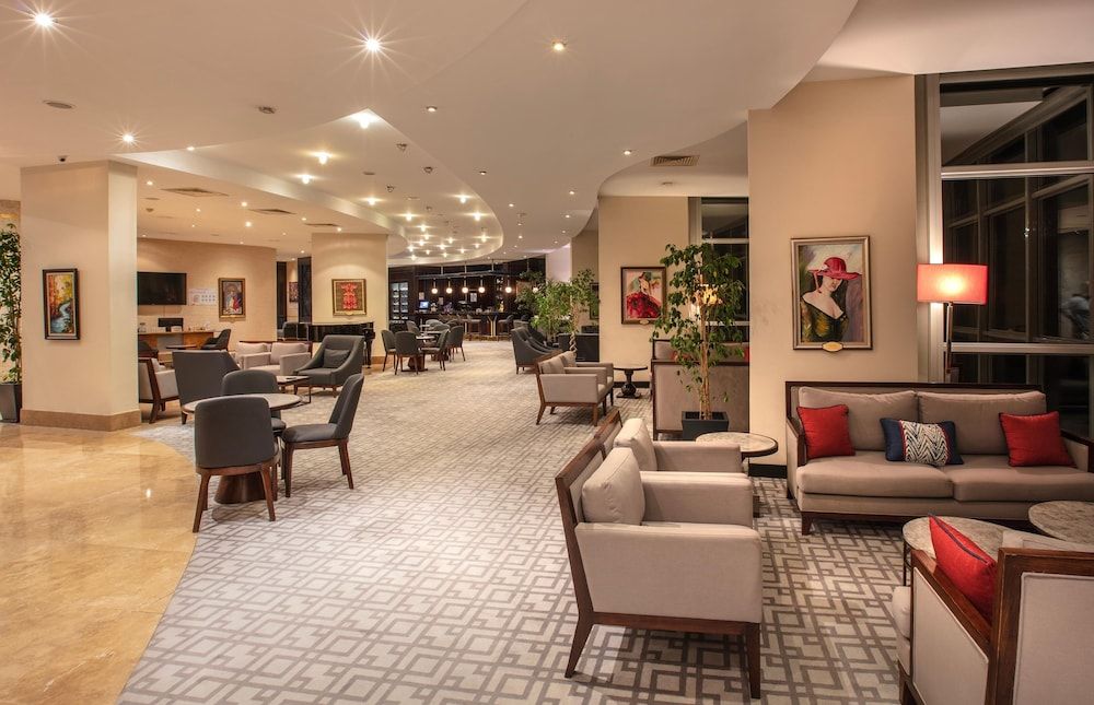 Charisma De Luxe Hotel 2