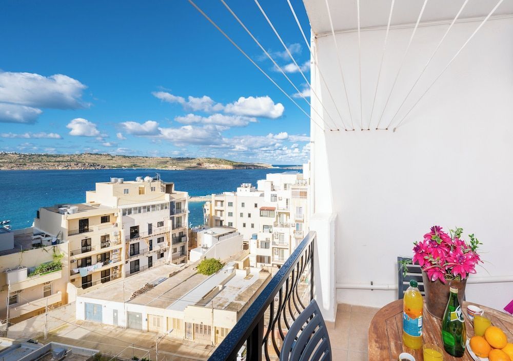 Seashells Apartment with sea view terrace with romantic sunsets 1