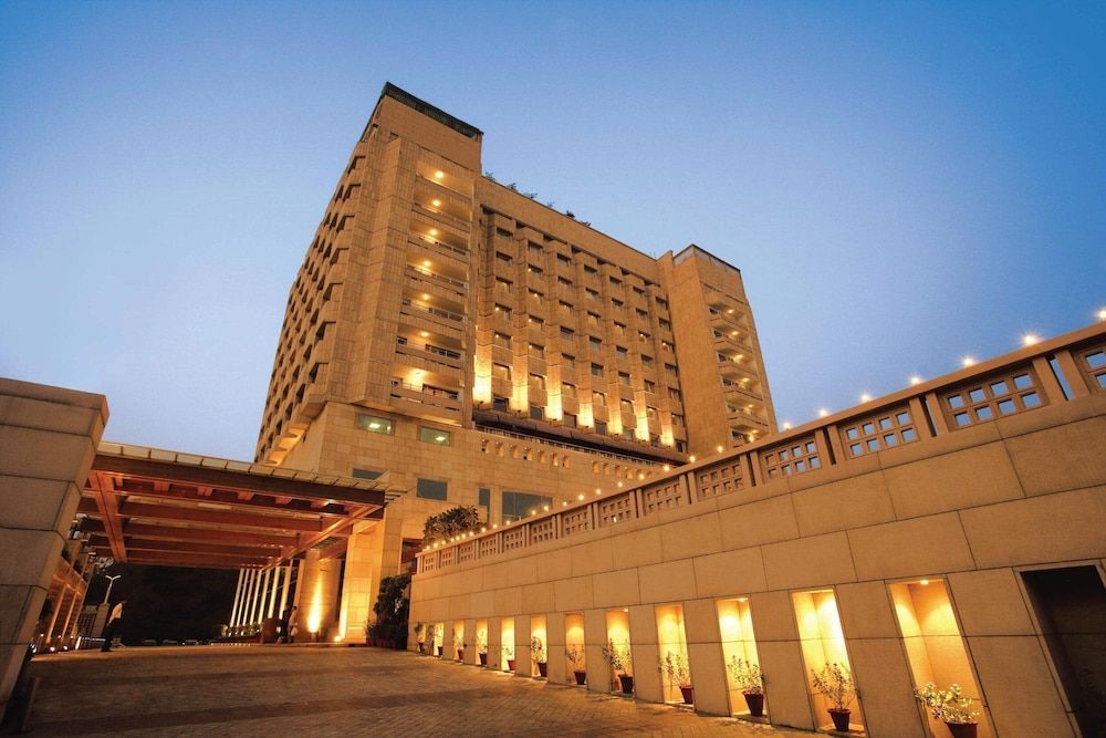 Jaypee Vasant Continental 1