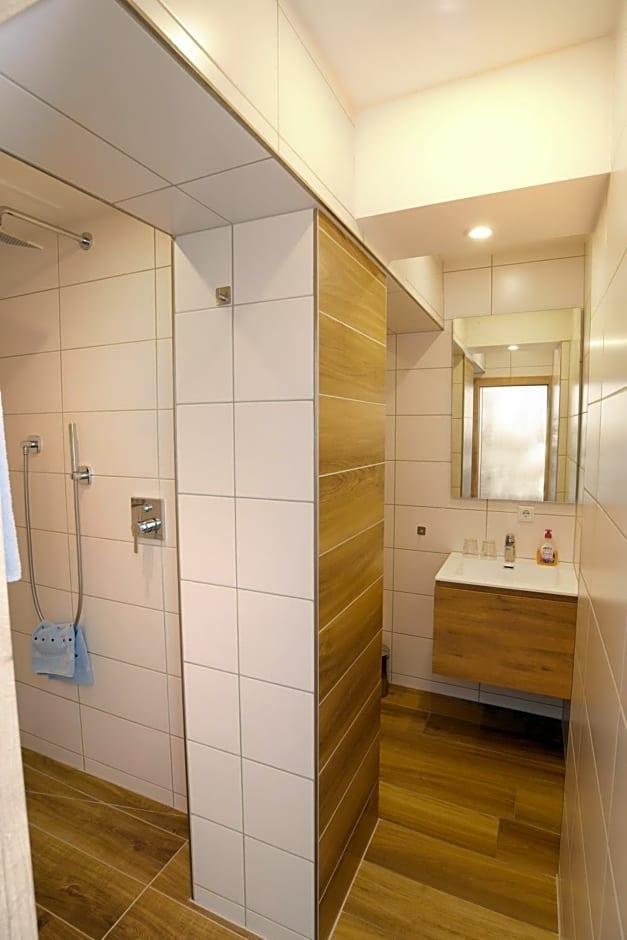 Krone - Hotel Garni 2