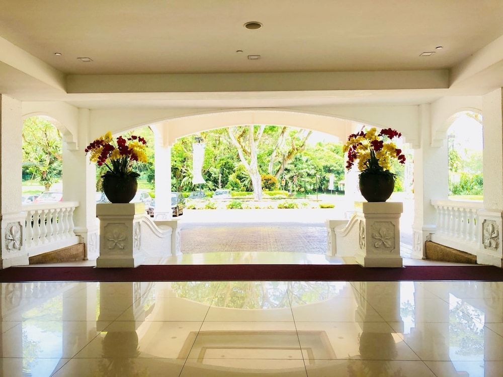 Orchid Country Club 2