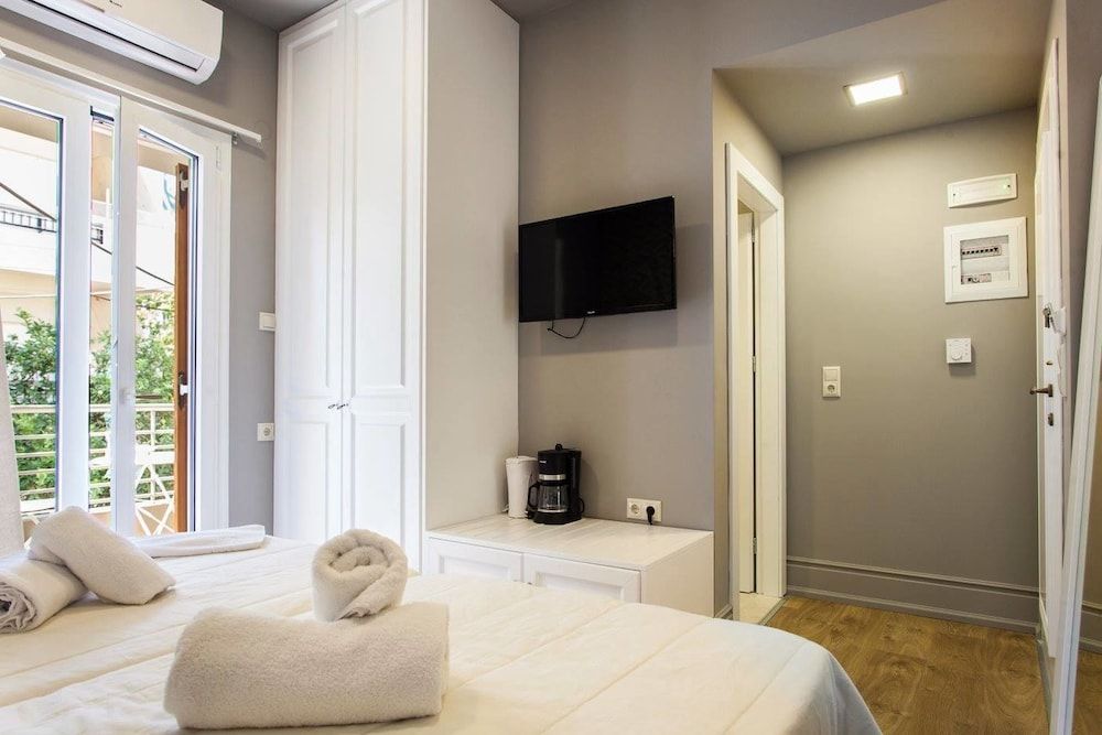 Candia Studios & Rooms 2