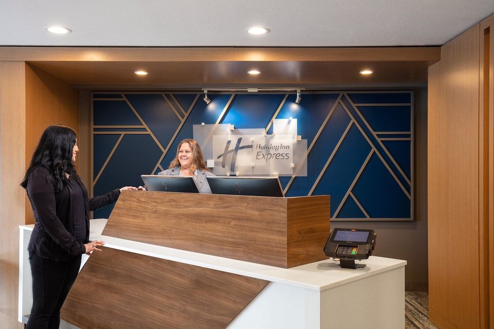Holiday Inn Express BOTHELL by IHG 2