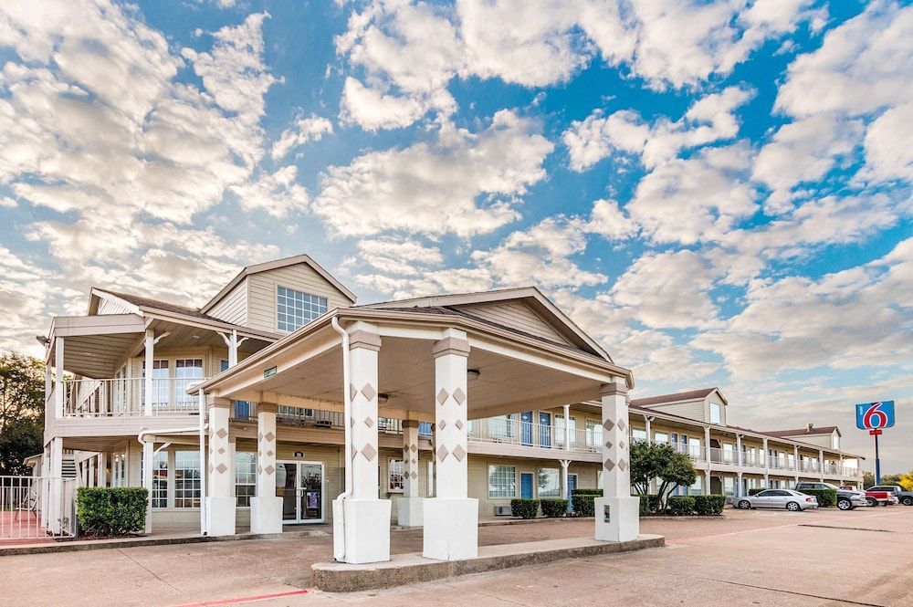 Motel 6-Waxahachie, TX 1
