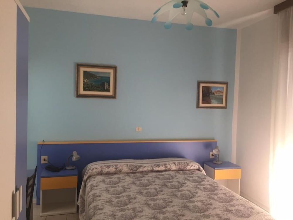 Hotel Halifax 1