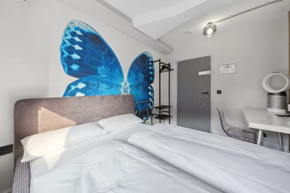 The Room 44 2