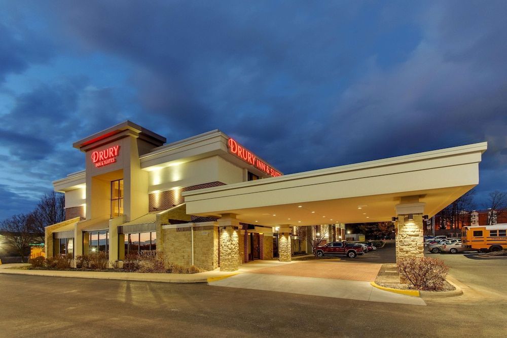 Drury Inn & Suites Poplar Bluff 1