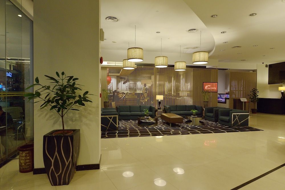 Abell Hotel 2