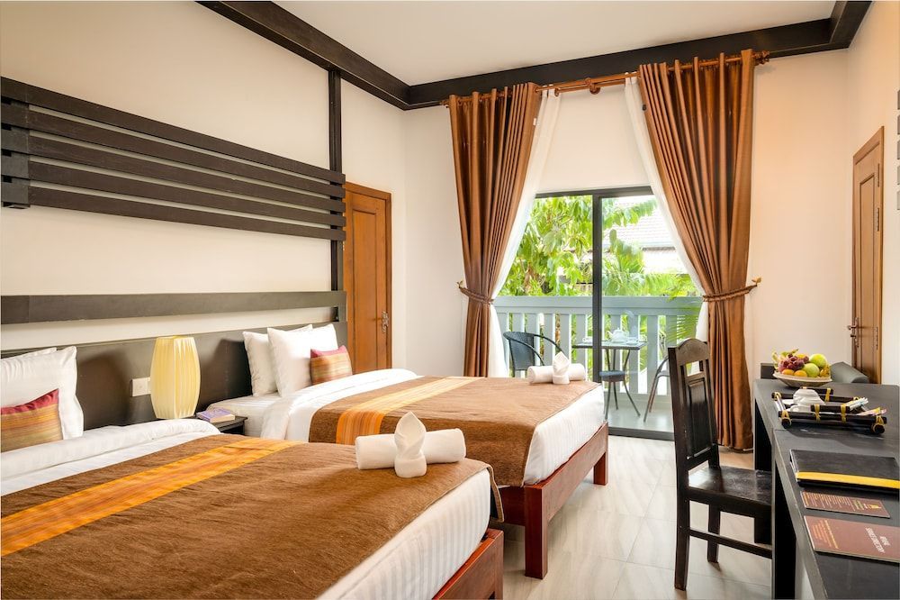 Reveal Courtyard in Reveal Angkor 2
