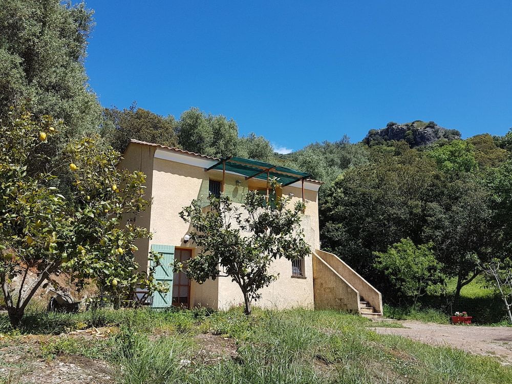 A CASA DI L'ALIVU 1