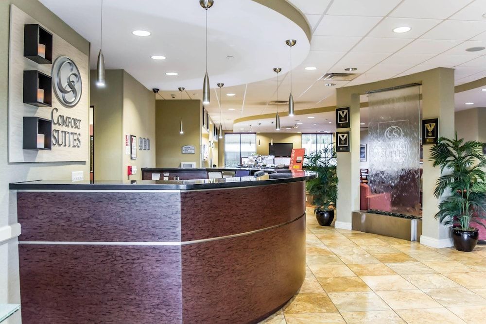 Comfort Suites Palm Bay - Melbourne 1