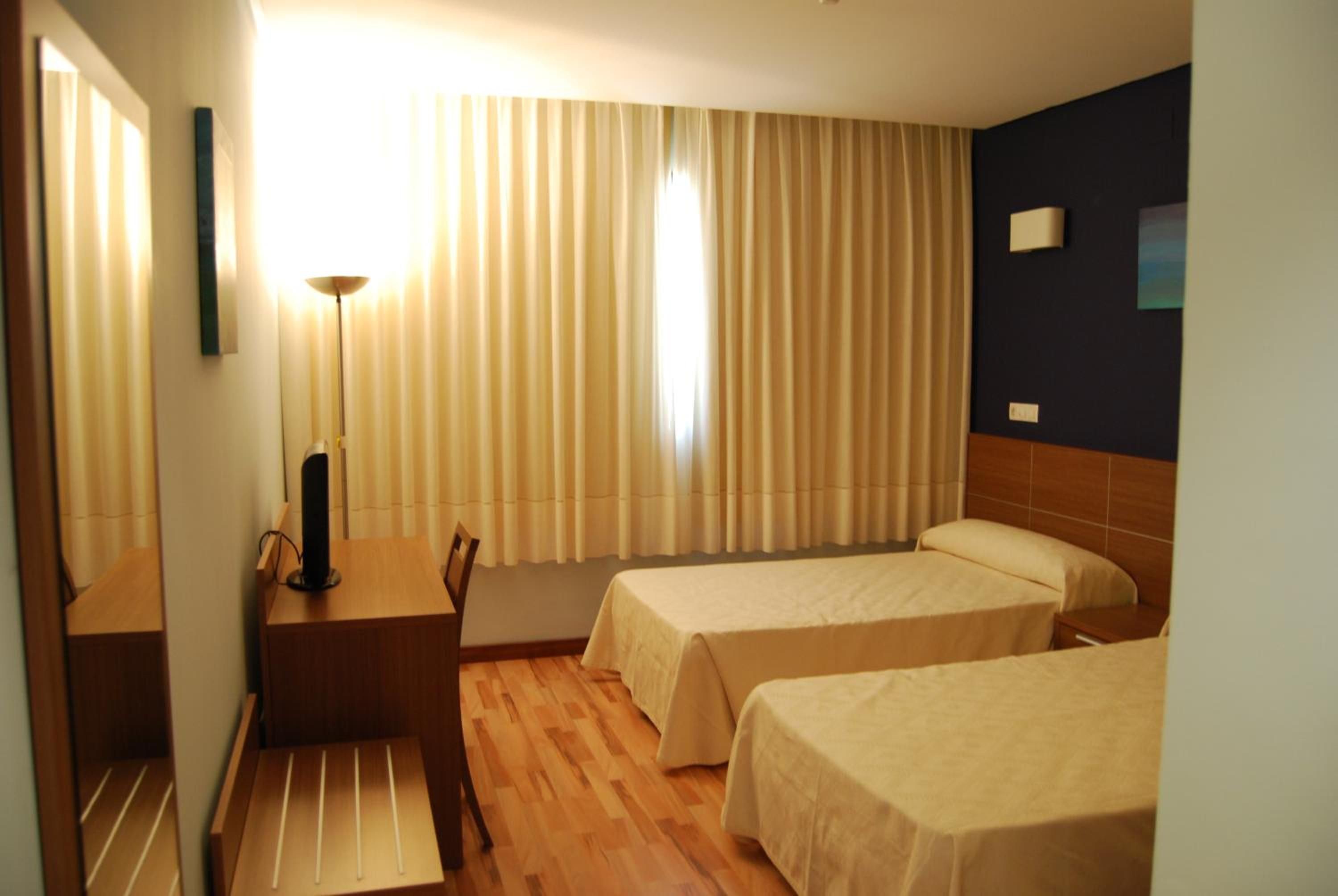 Hotel Area de Servicio Los Chopos 2