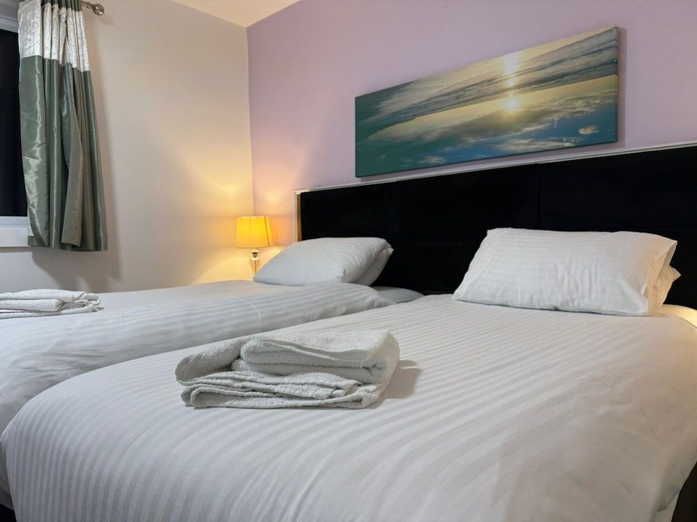 The County Hotel 2