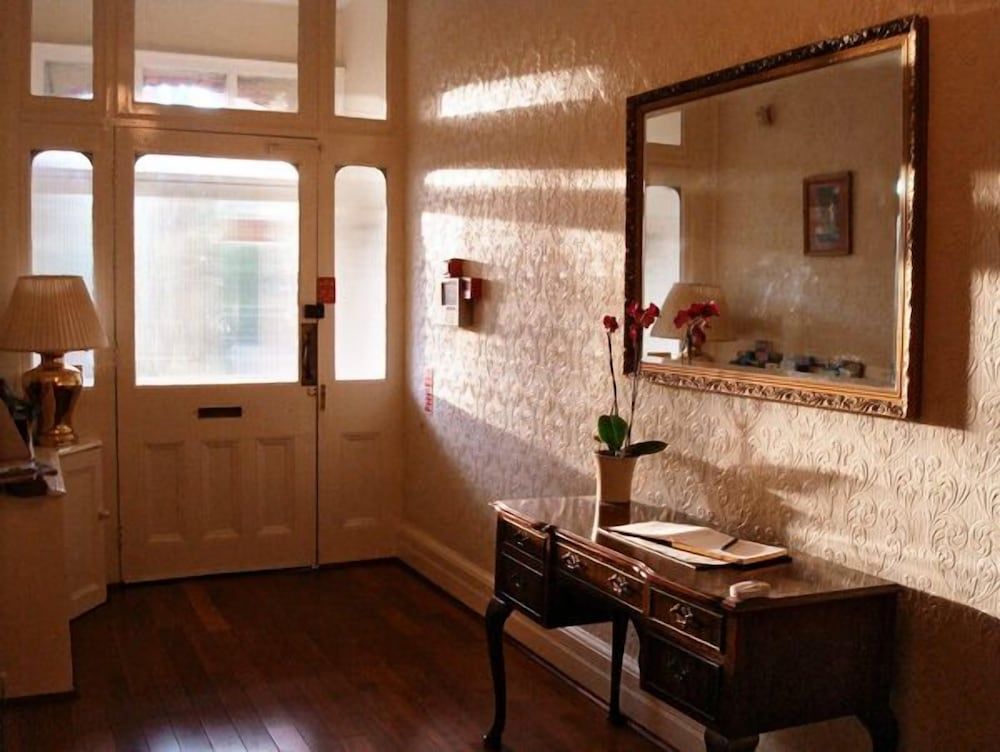 Baytree Lodge Chester 2