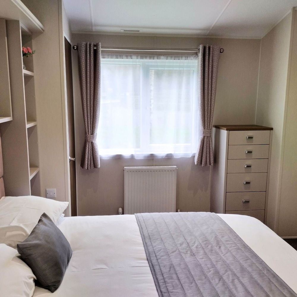 Caplor Glamping & Lodges 2