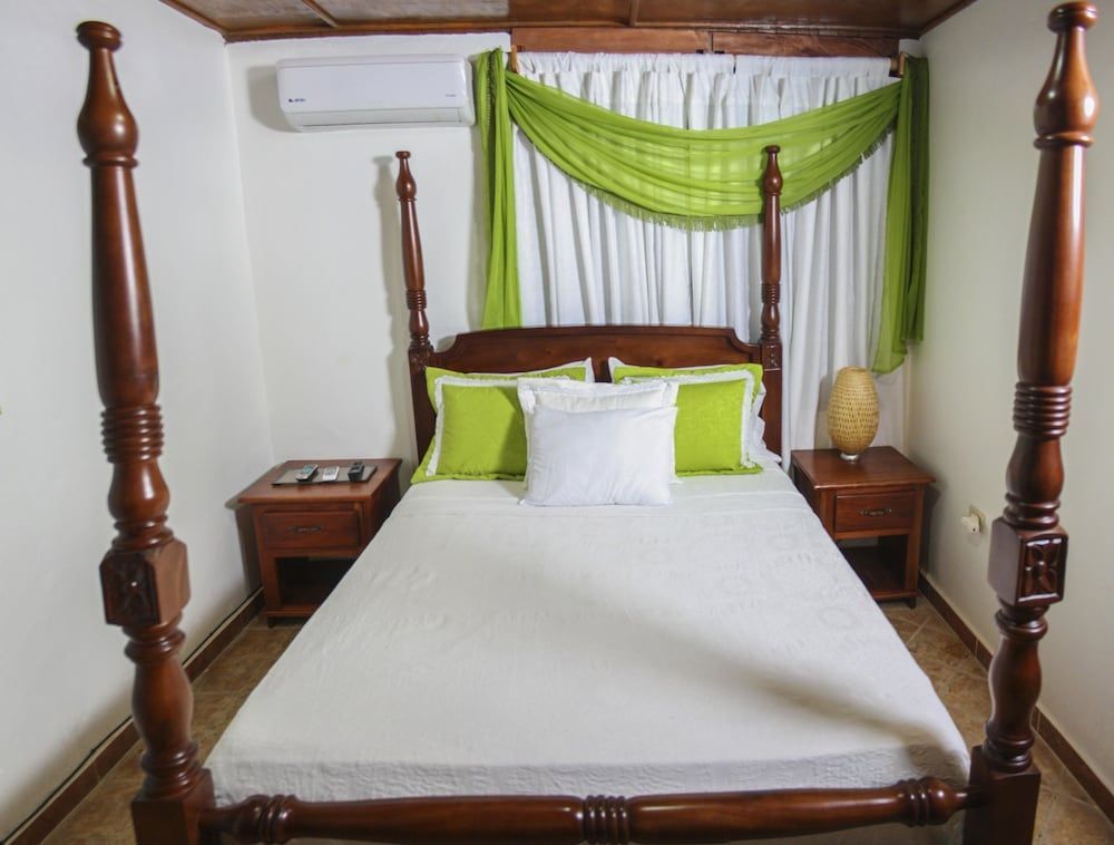 Hotel SeaBreeze 2