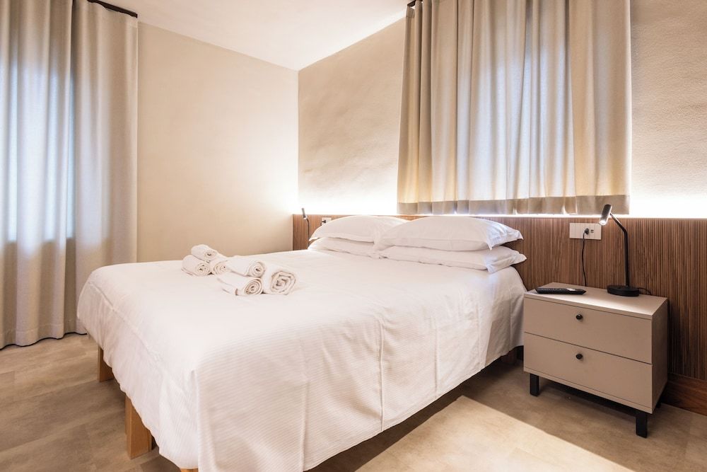 Aima Boutique Rooms 1