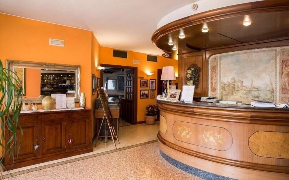 Hotel Villa Monica 2