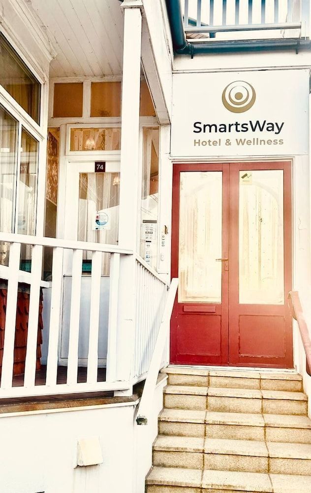 SmartsWay Hotel & Wellness 2