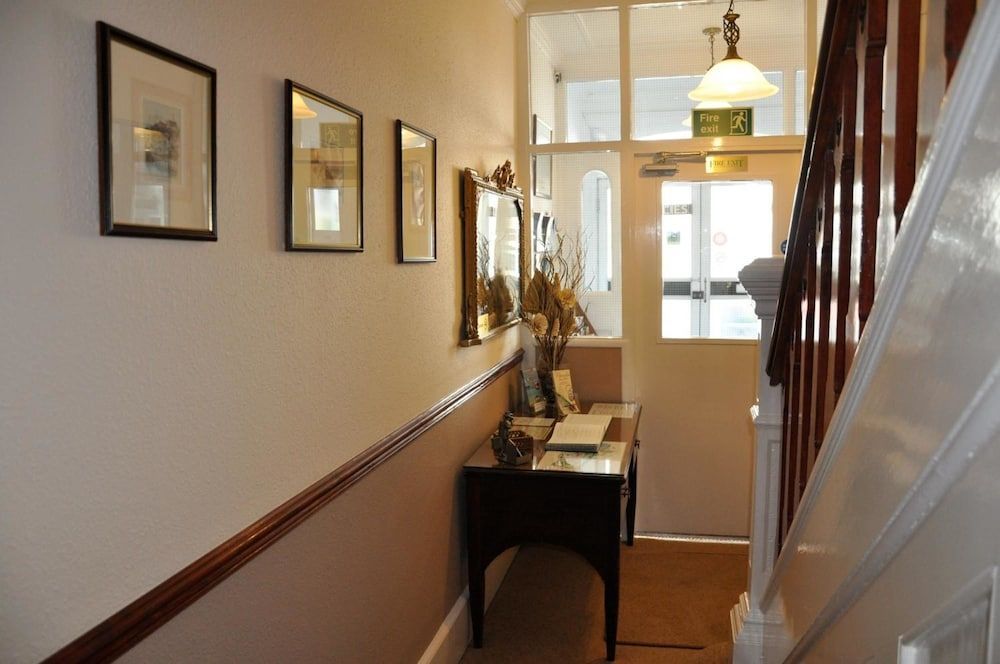 Chandos Premier Hotel Folkestone - Channel Tunnel 2