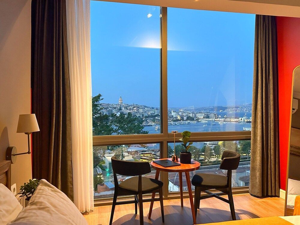 The Haliç Bosphorus Hotel 1